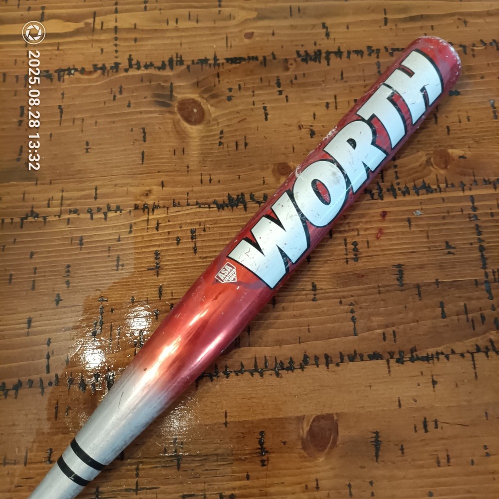 Worth Insanity Softball Bat 34 inches 26 ounces  Model: ALXSAW